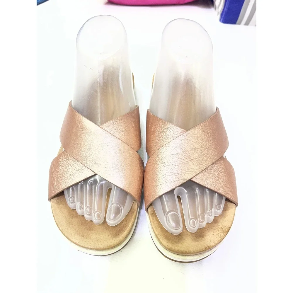 UGG Kari Metallic Rose Gold Cross Strap Slide Sandals 1092669 Womens 8.5